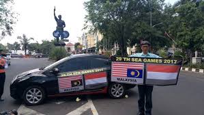Empat belas garis horizontal (merah dan putih) melambangkan status kesetaraan dari. Balasan Untuk Malaysia Di Insiden Bendera Merah Putih Terbalik Merdeka Com