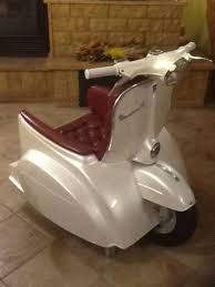 Pin By Melih Ekener On Vespa Objets Et Co Vespa Vintage Vespa Vespa Scooters