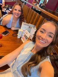 Are these friends of yours Becki Rainbow ? I'm in Stony Stratford, taking  in the festive atmosphere and the beer 🍻