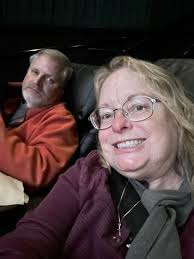 Happy Thanksgiving! Tell us what you're thankful for, and who you're seeing  the #BestChristmasPageantEver with this week 🎄✨