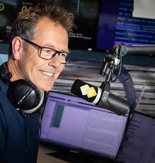 De 64-jarige Peter Mader is enthousiast vlogger!