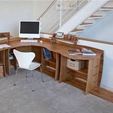 This design will give you simplicity and flexibility in doing your work on your home. Pin By Natalie Belford On Gr Desk Ideas Corner Computer Desk Diy Standing Desk Plans Diy Standing Desk
