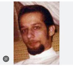 Why do some people tend to make Danny seifert a innocent victim in the Joey  Lombardo case when he took it upon himself to do business with the outfit  knowing the consequences? :