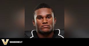 Ron Hester's Instagram, Twitter & Facebook