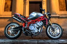 Despite The Incredible Motorcycles That Have Been Coming Out Of Italy For More Than A Hundred Years Even The Biggest Of Ma Superleggera Motorcycle Moto Ducati