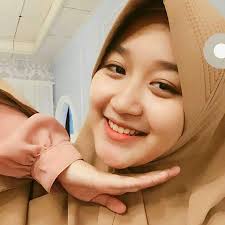 Nov 16, 2018 · pernikahan mereka pada 25 juni 2018 lalu seketika viral di instagram. Mutiara Hati 2 Mutiara Hati Season2 Episode 1 Wattpad