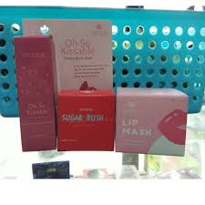 Yuk simak rekomendasi lip balm yang pelembab bibir adalah salah satu produk perawatan tubuh yang nggak boleh dilewatkan. Harga Lip Emina Terbaik Paket Kecantikan Perawatan Kecantikan Juni 2021 Shopee Indonesia