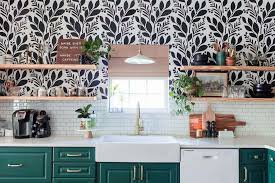 It's timeless and works in both traditional and more contemporary of settings. Green Kitchen Cabinet Ideas