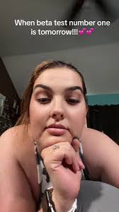 Kara Cantrell's Instagram, Twitter & Facebook