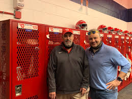 𝗕𝗮𝗿𝗿𝗲𝘁𝘁 𝗖𝗼𝗵𝗲𝗻 على X: "Twenty years after my brother A.J.'s  passing, I finally made it up to UD to check out the locker he used prior  to his passing