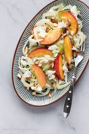 Gegen Den Hitzestich Sommerlicher Fenchel Pfirsich Salat Mit Buffelmozzarella Rezepte Mit Fenchel Pfirsichsalat Rezepte