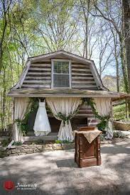 Tanglewood House In Clarksville Tn Wedding Venue Bridal Gown Details Shannon Guy Innam Rustic Wedding Destinations Destination Photographer Rustic Wedding