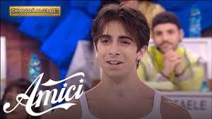 Guarda cosa ha scoperto alessandro amici (alessandroamiciv) su pinterest, la raccolta di idee più grande del mondo. Chi E Alessandro Allievo Di Amici 20