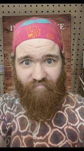 Gary Thom's Instagram, Twitter & Facebook