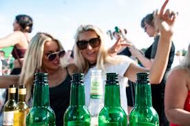 Vi som älskar 90-talet added a...