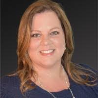 Janet Pelzel's Instagram, Twitter & Facebook