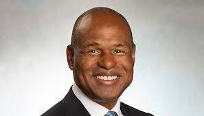 Thad Wallace's Instagram, Twitter & Facebook