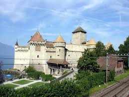 Chillon Castle Montreux Switzerland Castle Beautiful Castles Switzerland