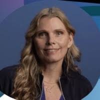 Amanda Mcneill's Instagram, Twitter & Facebook