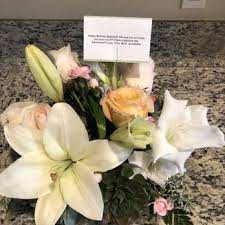 They have a great selection of floral arrangements and are reasonably priced. Best Flowers By Julie 22 Photos 32 Reviews Florists 1599 S Virginia St Reno Nv Phone Number Products Yelp