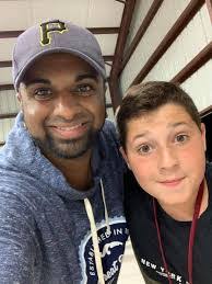 Albert Hatcher's Instagram, Twitter & Facebook