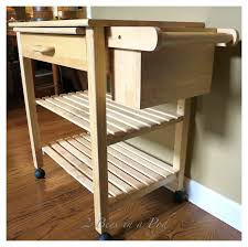 The hodedah hik72 microwave cart brings you simple style with modern function. Microwave Cart Makeover To Bar Cart With Modern Masters Metallic Paint 2 Bees In A Pod