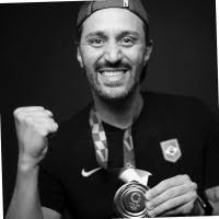 200+ perfiles de «Luis Felipe Batista»