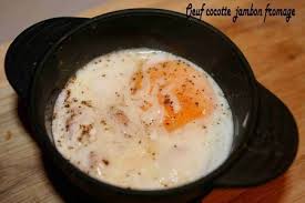 Oeuf Cocotte Au Jambon Et Au Fromage Recette Ptitchef Recette Oeufs Cocotte Cocotte Oeuf Cocotte Jambon