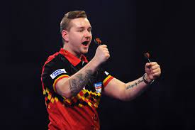 Dimitri van den bergh gevaar voor benito van de pas. Vtm 4 Zendt Wk Darts Live Uit Ontdek In Onze Handleiding Of Onze Belgen Met Dimitri Van Den Bergh Op Kop Kans Maken Meer Sport Hln Be