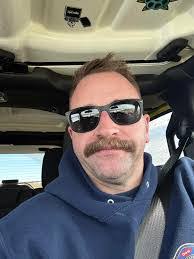 Carla Eddington's Instagram, Twitter & Facebook