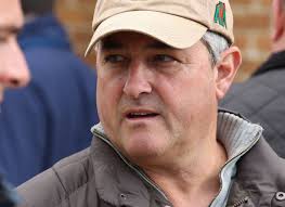 Cowell Hoping His Duo Can Tame the Dragon at Haydock