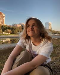 там на небе только и разговоров что о море Pin Ot Polzovatelya Brenda Na Doske Baes S Izobrazheniyami Portrety Devushek Idei Dlya Foto Portret