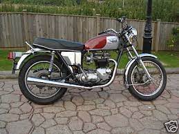 Triumph t 140 v bonneville. Triumph Bonneville T140 Gallery Classic Motorbikes