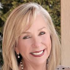 Claudia Abbott's Instagram, Twitter & Facebook