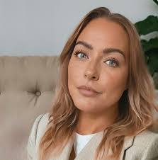 Taylor Muench's Instagram, Twitter & Facebook