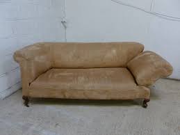 If you love elaborate dressing and vintage fashion, then you would surely love to take a trip through the victorian era and know all about the fashion at that time. Antique Antique Vintage Victorian Edwardian Drop End Chesterfield Sofa C1880 Antiques Co Uk