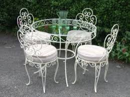 طاولات وكراسي 65 صورة أثاث كلاسيكي مع كراسي لغرفة معيشة تنتجها ماليزيا ونماذج إيطالية