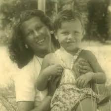 She was born janina maria bułhak in kiev, then part of the russian empire.1. Ina Benita Syn Fotografia Lelum Pl