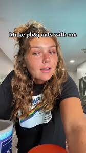 Katie Fichter's Instagram, Twitter & Facebook