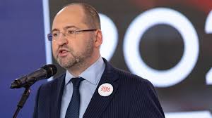 Poseł na sejm iii (aws) i iv (pis) kadencji oraz do parlamentu europejskiego vi (pis) i vii (pr) kadencji. Adam Bielan I Kamil Bortniczuk Utworza Nowa Partie Ale Nie Odpuscimy Gowinowi Porozumienia Polityka Wiadomosci Gazeta Pl