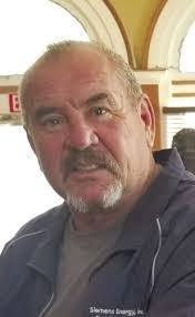 Lora Roach's Instagram, Twitter & Facebook