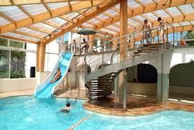 Camping La Baume La Palmeraie A Frejus Provence Alpes Cote D Azur Cabanes De Piscine Chambre Amusante Ma Maison De Reve