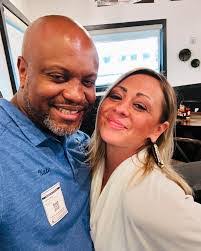 Janelle Dillon's Instagram, Twitter & Facebook