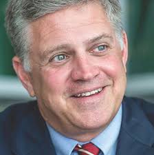 Drew Ferguson's Instagram, Twitter & Facebook