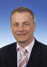 Zahn leitet Vertrieb und Marketing bei Volkswagen Pkw