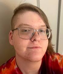 Tracey Mello's Instagram, Twitter & Facebook