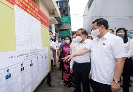 Chủ tịch quốc hội mong muốn, cử tri là công nhân tại khu nhà ở công nhân xã kim chung nói riêng và trên cả nước nói chung dành thời gian nghiên cứu kỹ thông tin về từng người ứng cử để lựa chọn người đại biểu tiêu biểu nhất cho mình tại quốc hội khoá xv và hđnd các cấp nhiệm kỳ. Chá»§ Tá»‹ch Quá»'c Há»™i VÆ°Æ¡ng Ä'inh Huá»‡ Lam Viá»‡c Táº¡i Tuyen Quang Bao Nhan Dan