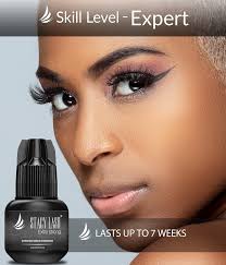 Stacy Lash's Instagram, Twitter & Facebook