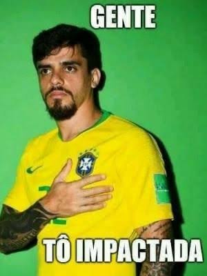 Resultado de imagem para pessoa impactada meme"