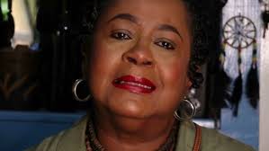 🎗️ Una historia de esperanza: Deborah Bush, sobreviviente de cáncer de  mama